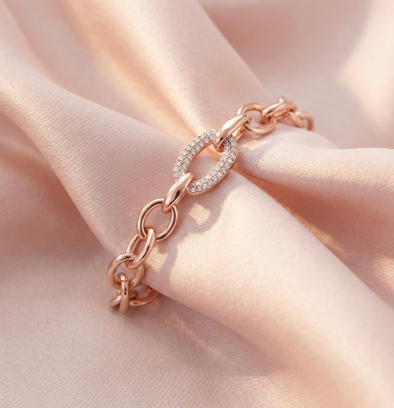 Chain Bracelet With Charm