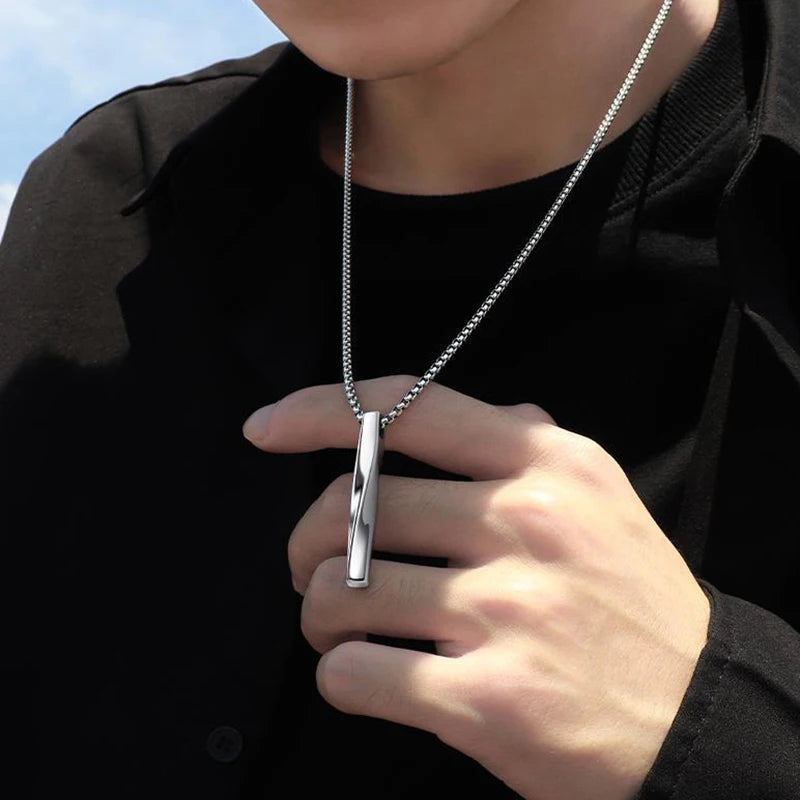 Men’s Spiral Pendant Necklace