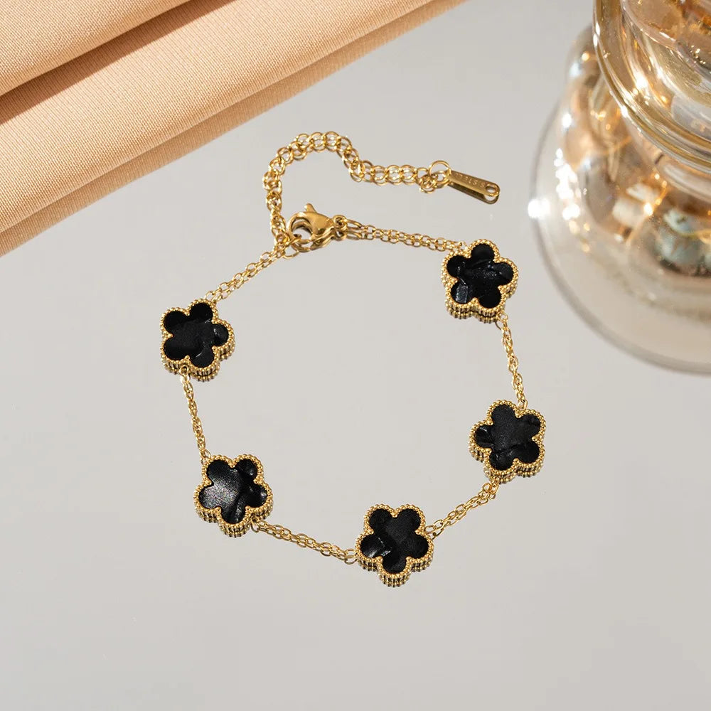 Women’s Style Trendy Clover Bracelet