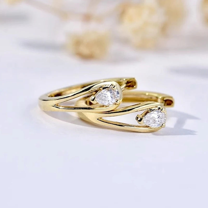 Women’s Hoop Earrings With Waterdrop Stone